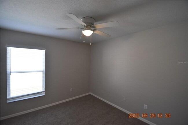 Building Photo - 944 Ridge Haven Dr