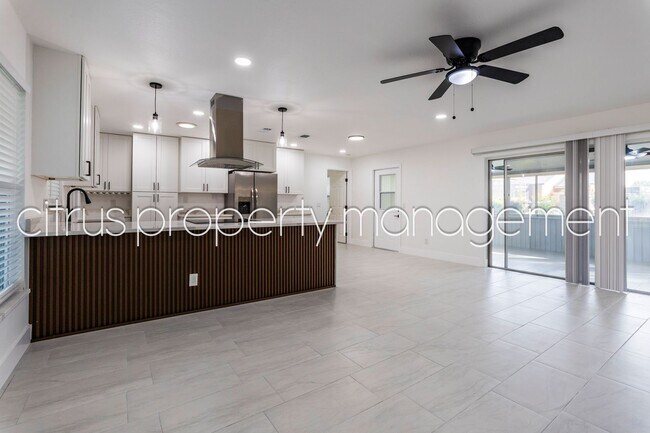Building Photo - Impeccable, Fully Remodeled 3/2 Convenient to UCF!