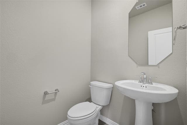 Building Photo - 607 Willet Dr