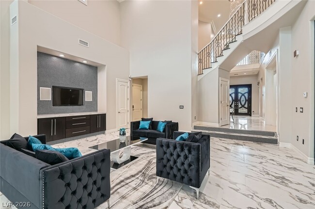 Building Photo - 5367 Secluded Brook Cir