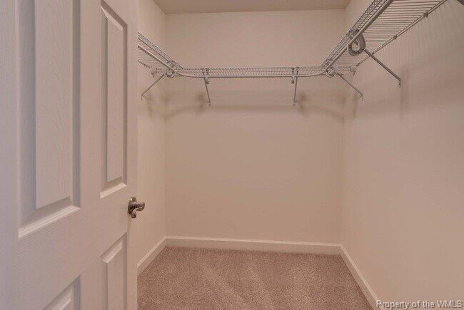 Building Photo - 104 Chanticleer Ct