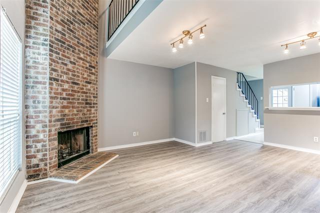 Building Photo - 12 Abbey Rd