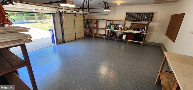 Building Photo - 3145 Elmmede Rd