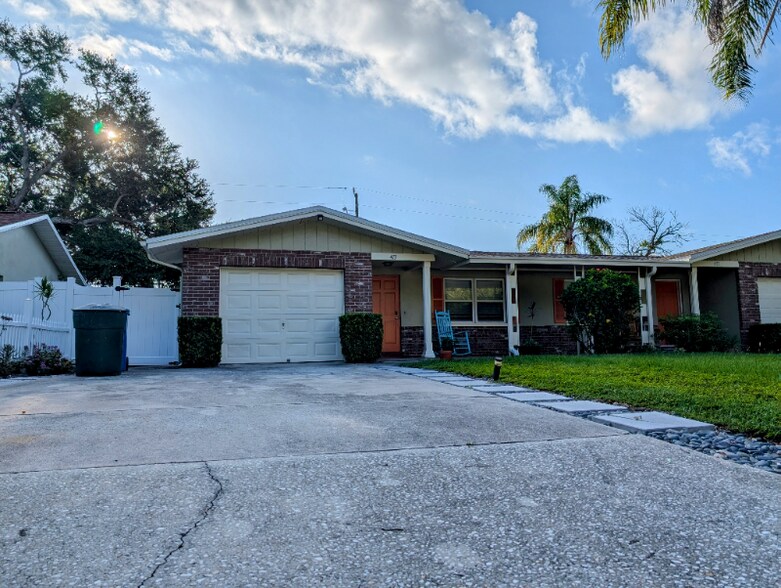 Building Photo - 411 Marjon Ave