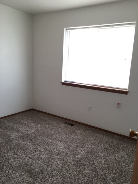 Building Photo - 1506 E Desmet Ave