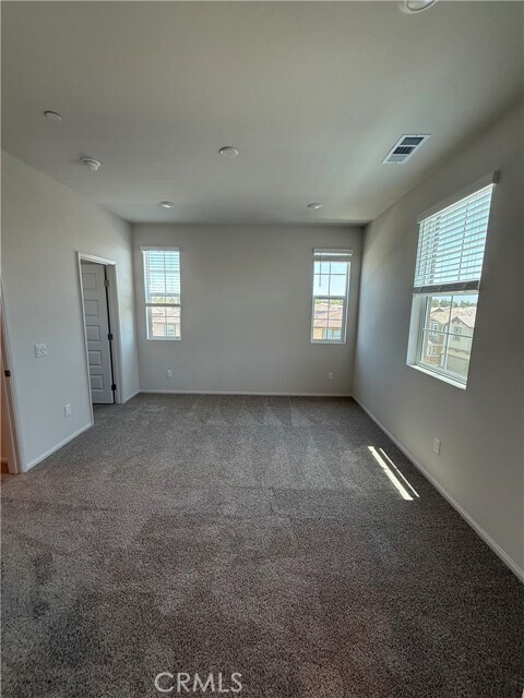 Building Photo - 40475 Melrose Dr