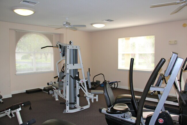 Building Photo - BEAUTIFULLY FURNISHED, 3 BEDROOM 2 BATH,  VACATION CONDO!