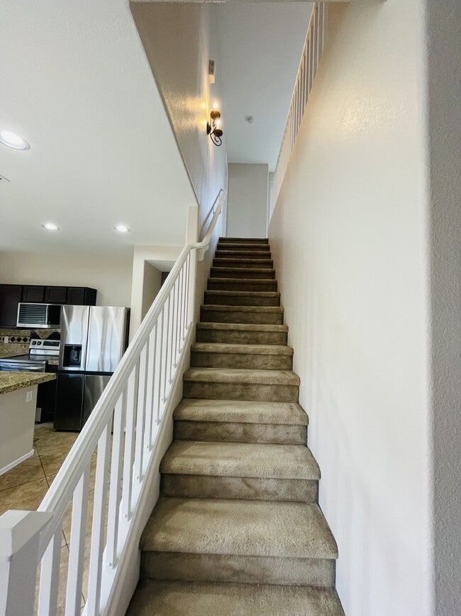 Building Photo - 45811 W Amsterdam Rd