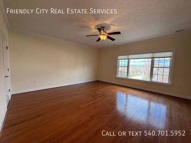 Building Photo - 565 Spring Oaks Drive