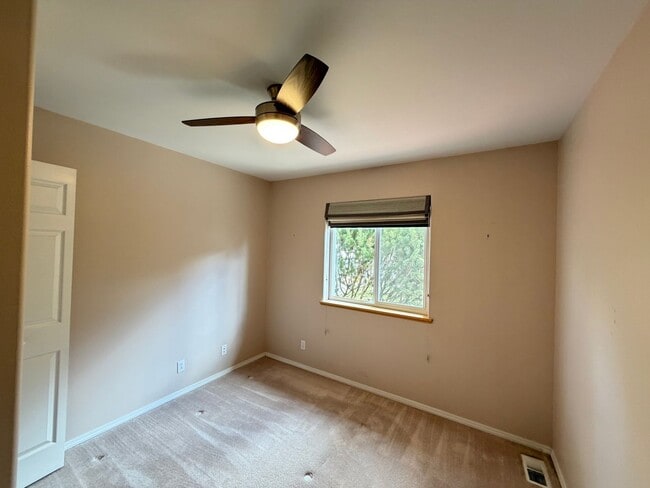 Building Photo - Downtown Coeur d'Alene Rancher