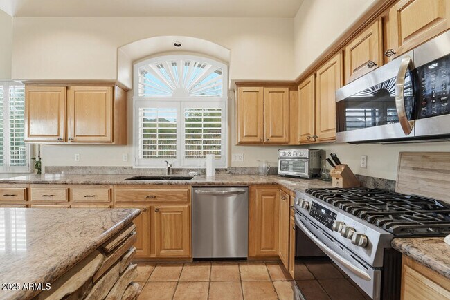 Building Photo - 12202 N 138th St