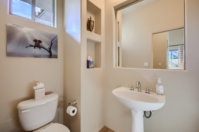 First floor 1/2 bathroom - 19475 N Grayhawk Dr