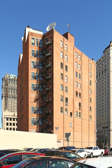 Building Photo - Hotel Houze