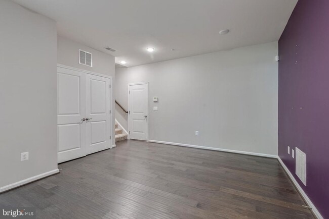 Building Photo - 13944 Hollow Wind Way