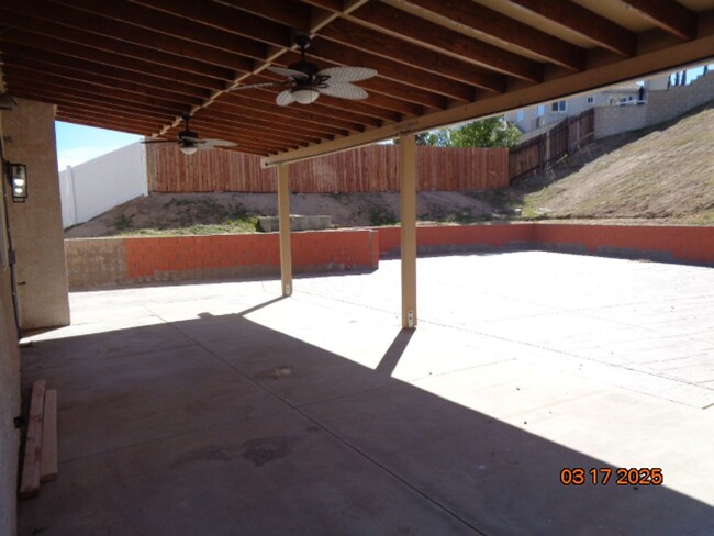 Building Photo - Cute and Clean 2 Story West Palmdale Home