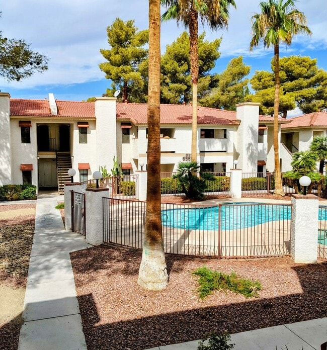 Building Photo - 6663 W Tropicana Ave