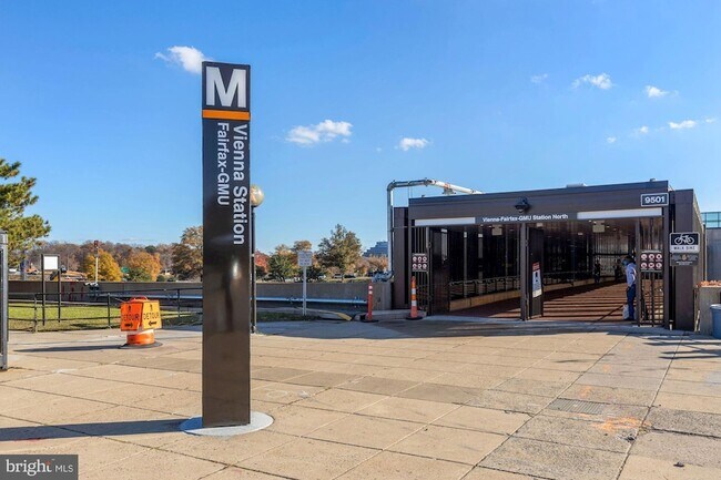 Building Photo - 9490 Virginia Center Blvd