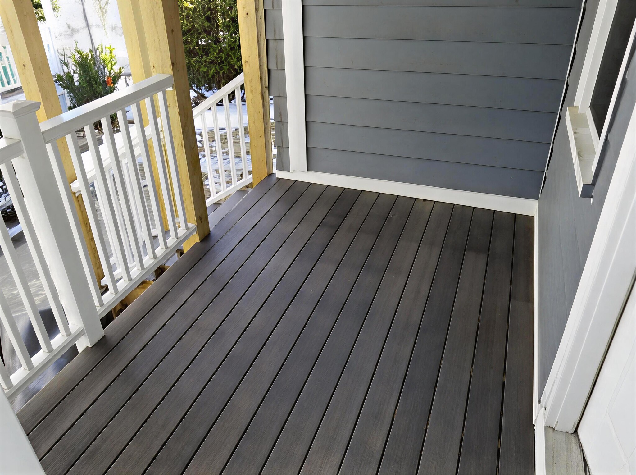 Building Photo - 49 Hillside Ave