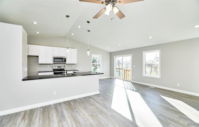 Building Photo - 5542 Autumn Trace Pkwy