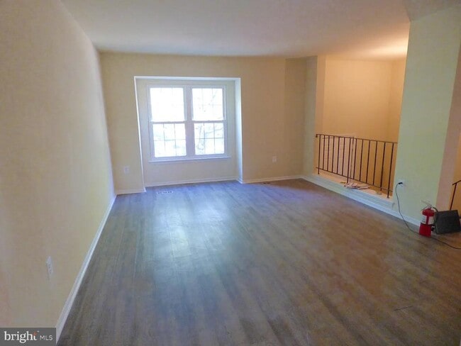 Building Photo - 802 Ivy League Ln
