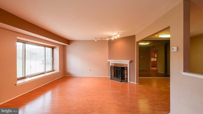 Building Photo - 1115 Stonybrook Dr