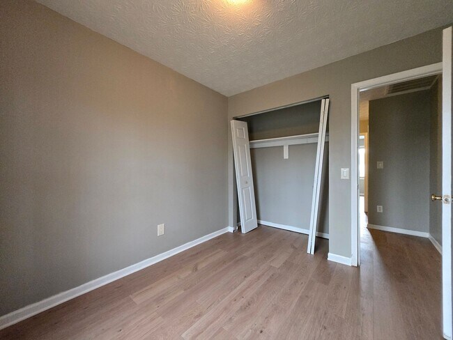 Building Photo - 3 Bedroom, 2.5 Bath Townhouse in Beavercreek!