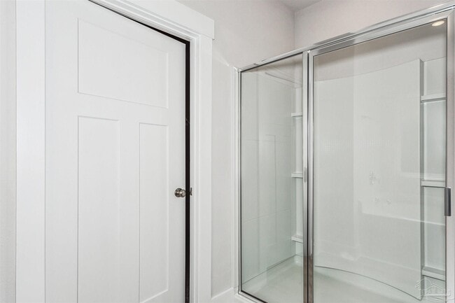 Building Photo - 3285 Southwind Dr