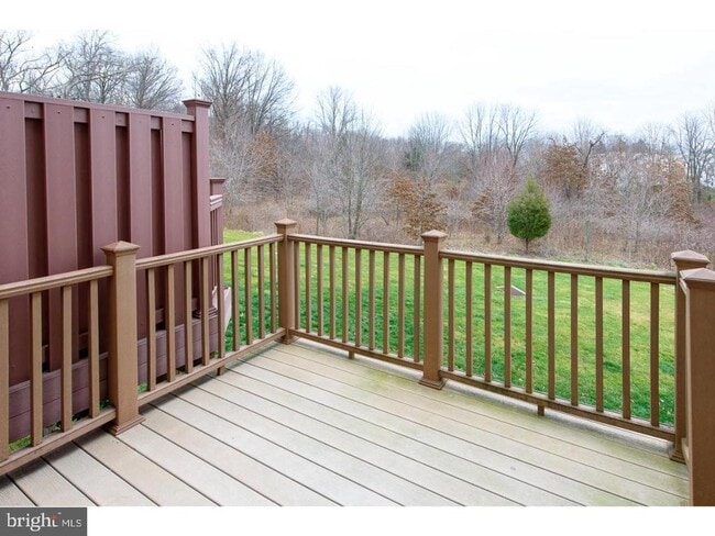 Building Photo - 256 Hudson Dr