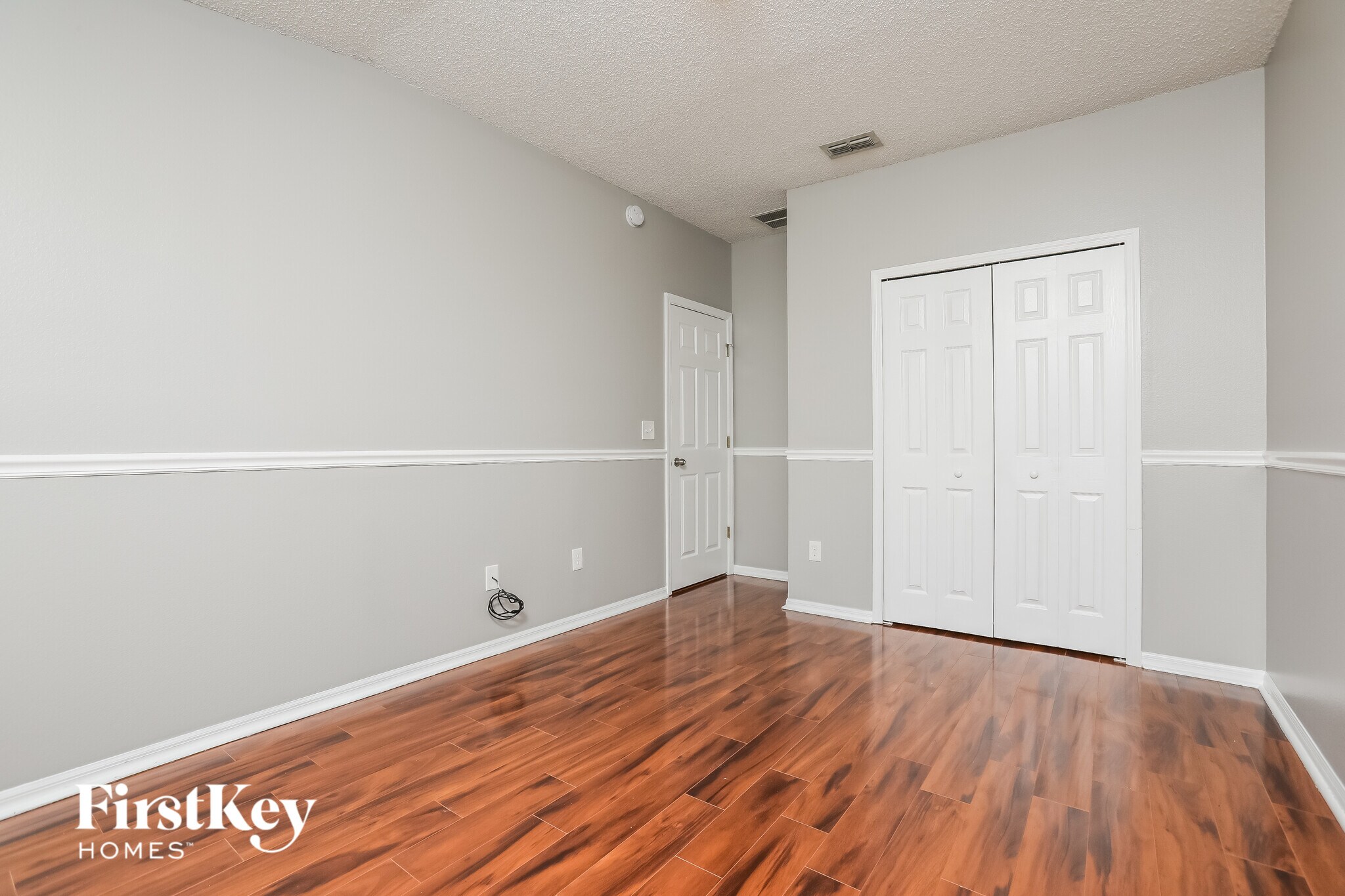 Building Photo - 1739 Crowned Ave