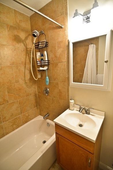 Building Photo - 20 Radcliffe Rd