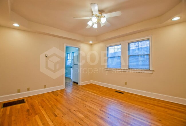 Building Photo - 867 Rosedale Rd NE