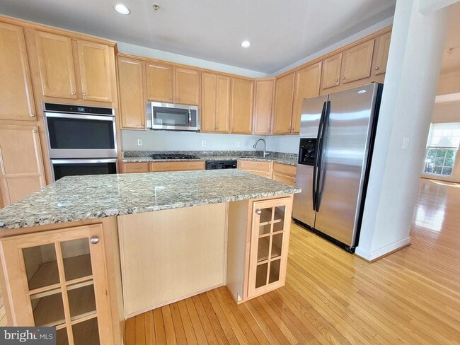 Building Photo - 1509 Rutland Way