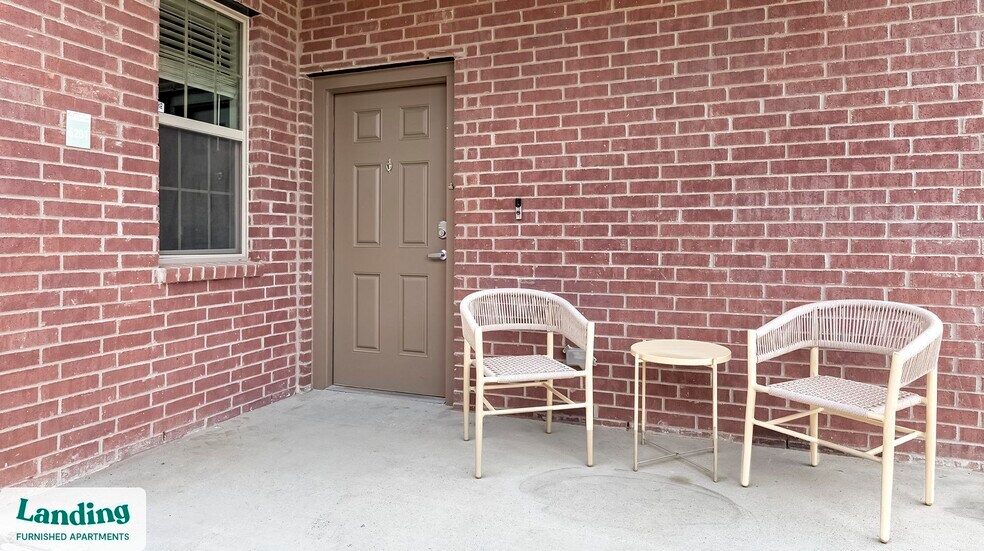 Building Photo - 8200 Clarksprings Dr