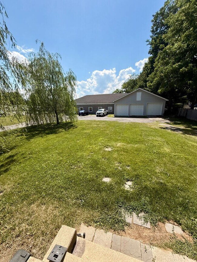 Building Photo - 3 Bedroom Home Available in Bath