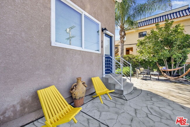 Building Photo - 318 Parkman Ave