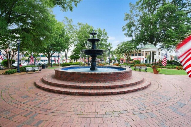 Building Photo - 313 Niles Ct