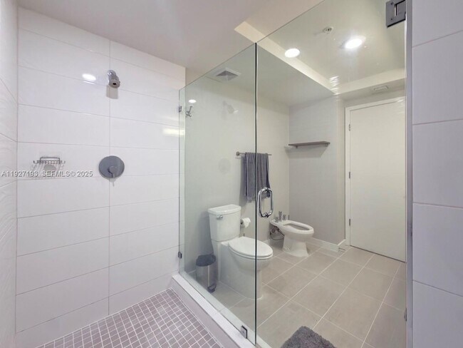 Building Photo - 7751 NW 107th Ave