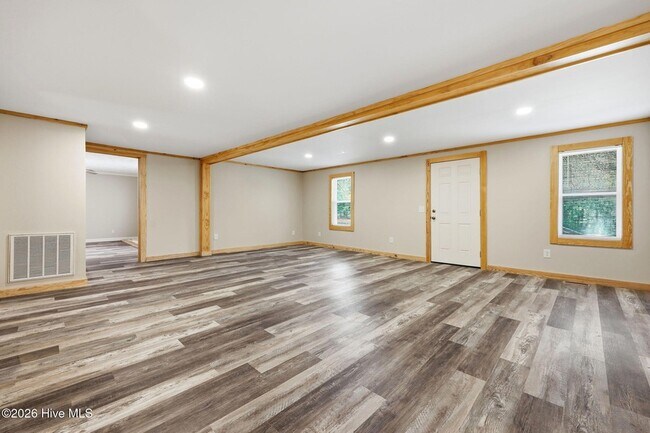 Building Photo - 3156 Reservation Rd
