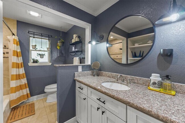 Building Photo - 1108 Myrtlewood Dr