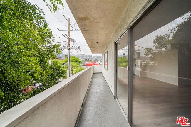 Building Photo - 131 Orlando Ave