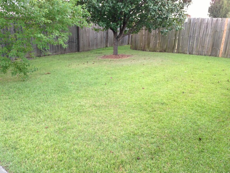 Building Photo - 8349 Waltham Rd