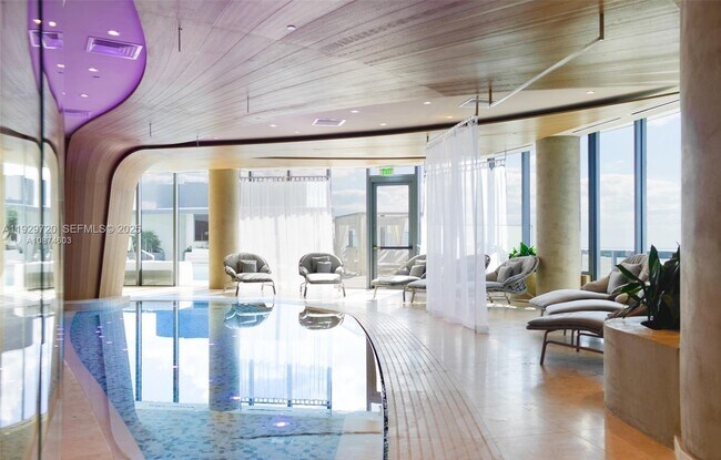 Building Photo - 1000 Brickell Plaza