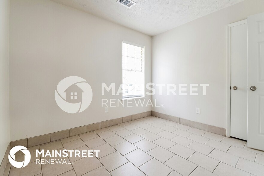 Building Photo - 2989 Knollberry Ln