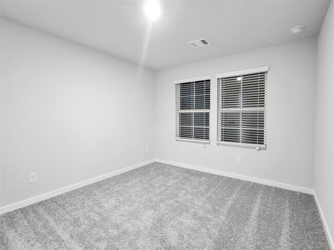 Building Photo - 17848 Lionheart Rd