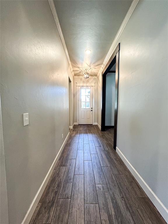 Building Photo - 8201 Crew Ln