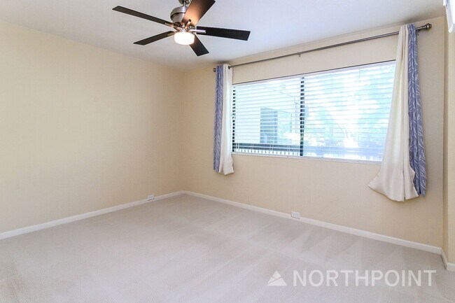 Building Photo - 2BR/2BA | Newly Renovated Unit | Community pools | In Woodside Sierra!