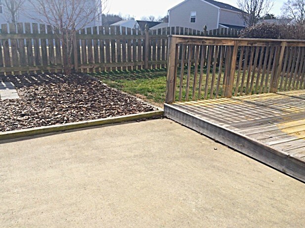 Building Photo - 208 Julian Pond Ln