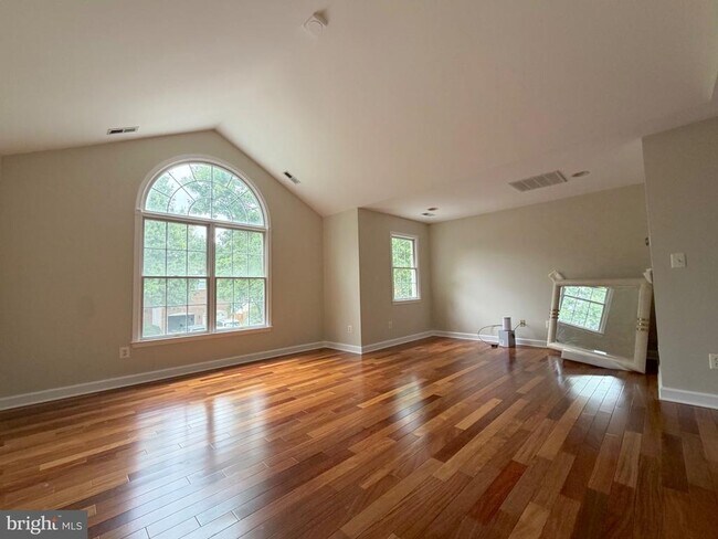 Building Photo - 13353 Horsepen Woods Ln