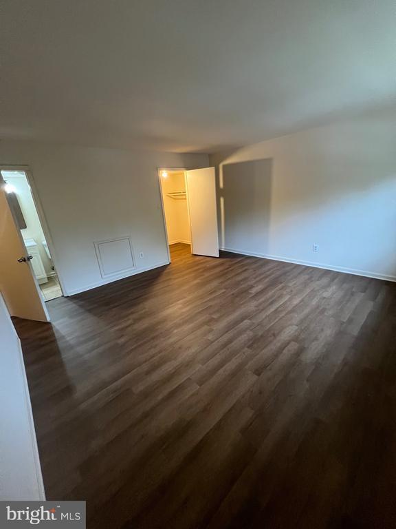 Building Photo - 9846 Hagel Cir