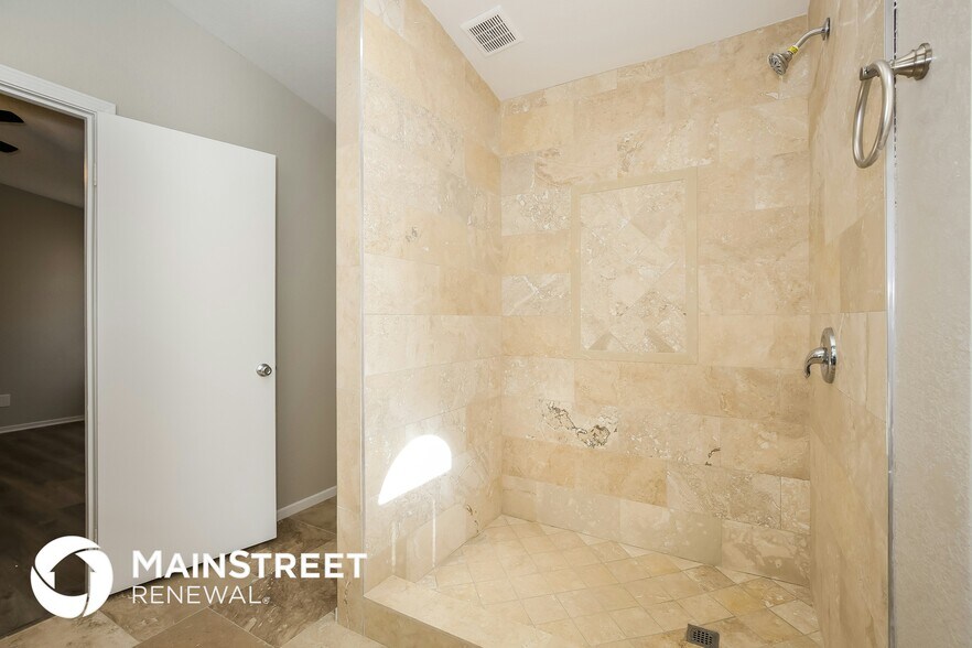 Building Photo - 4836 Nestled Grove Dr